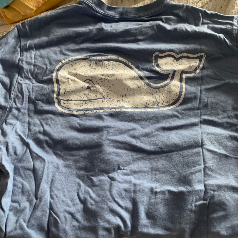 Vineyard Vines Short Sleeve! Basically new!!